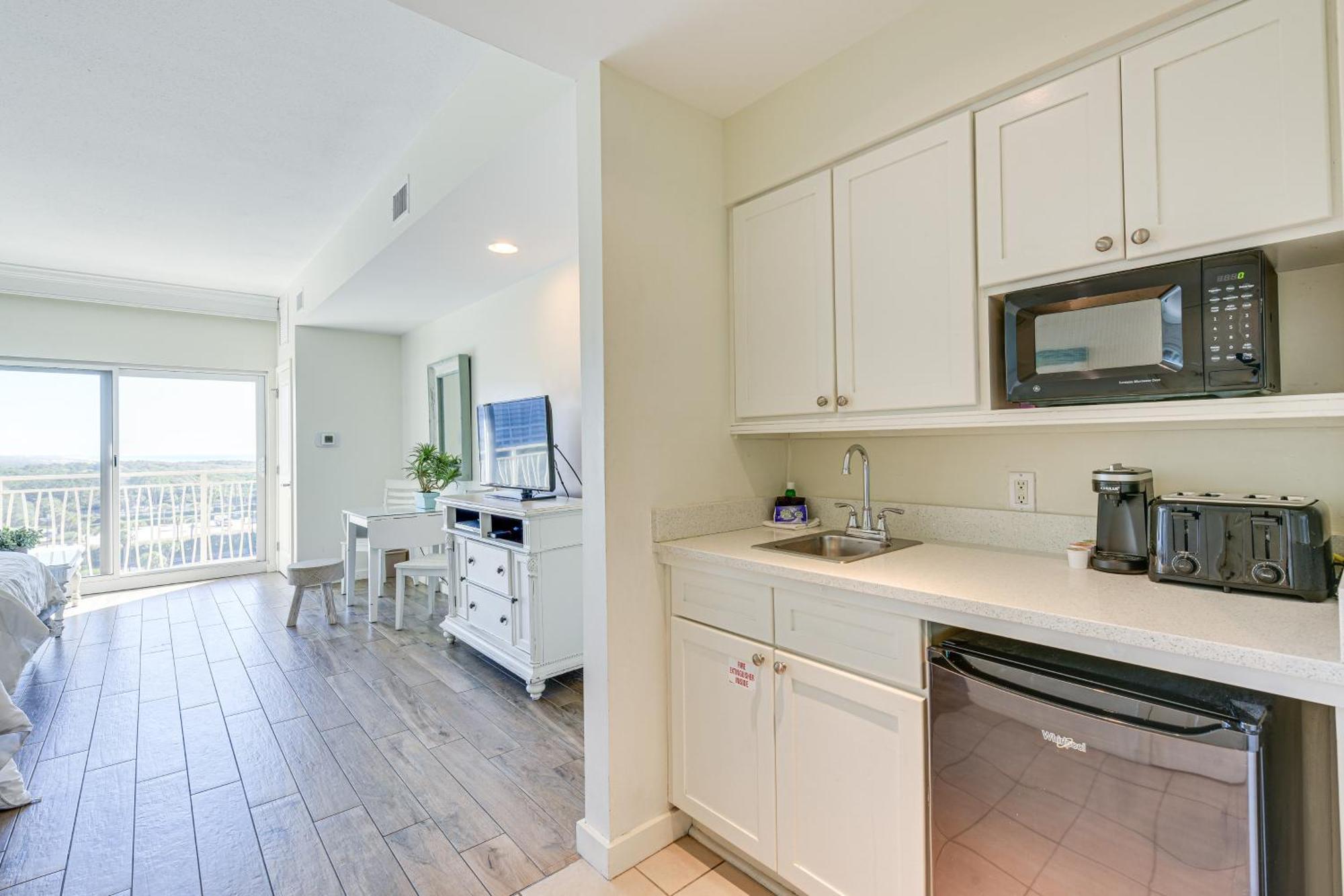 Destin Resort Studio With Pool - Walk To Beach! Kültér fotó
